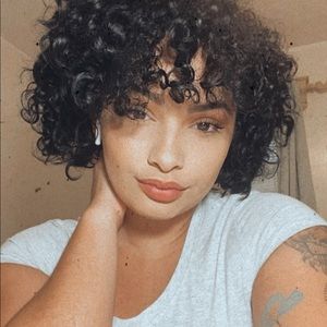 Meet your Posher, Yamu